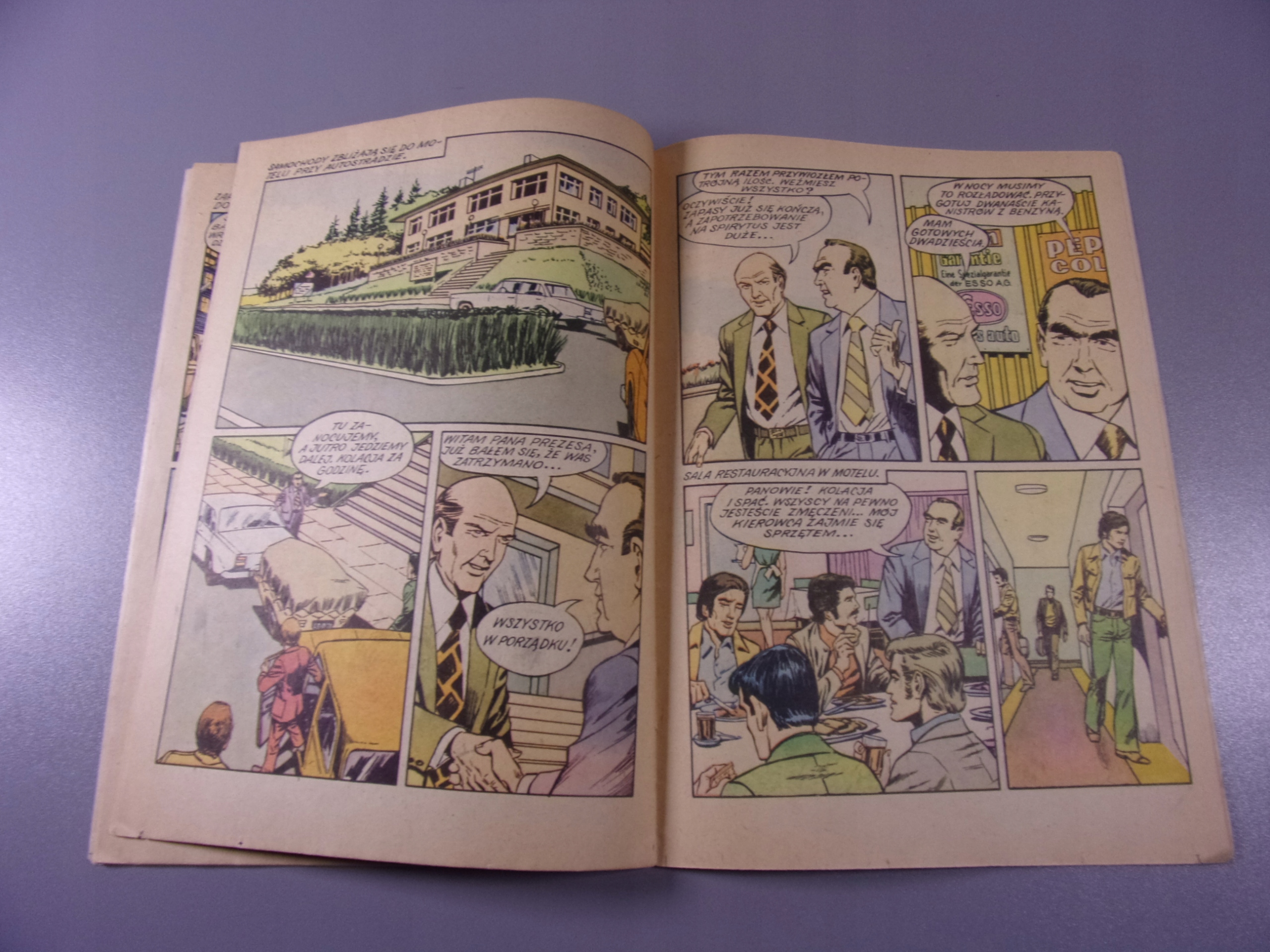 KAPITAN ŻBIK DWANAŚCIE KANISTRÓW wydanie I 1974 r.