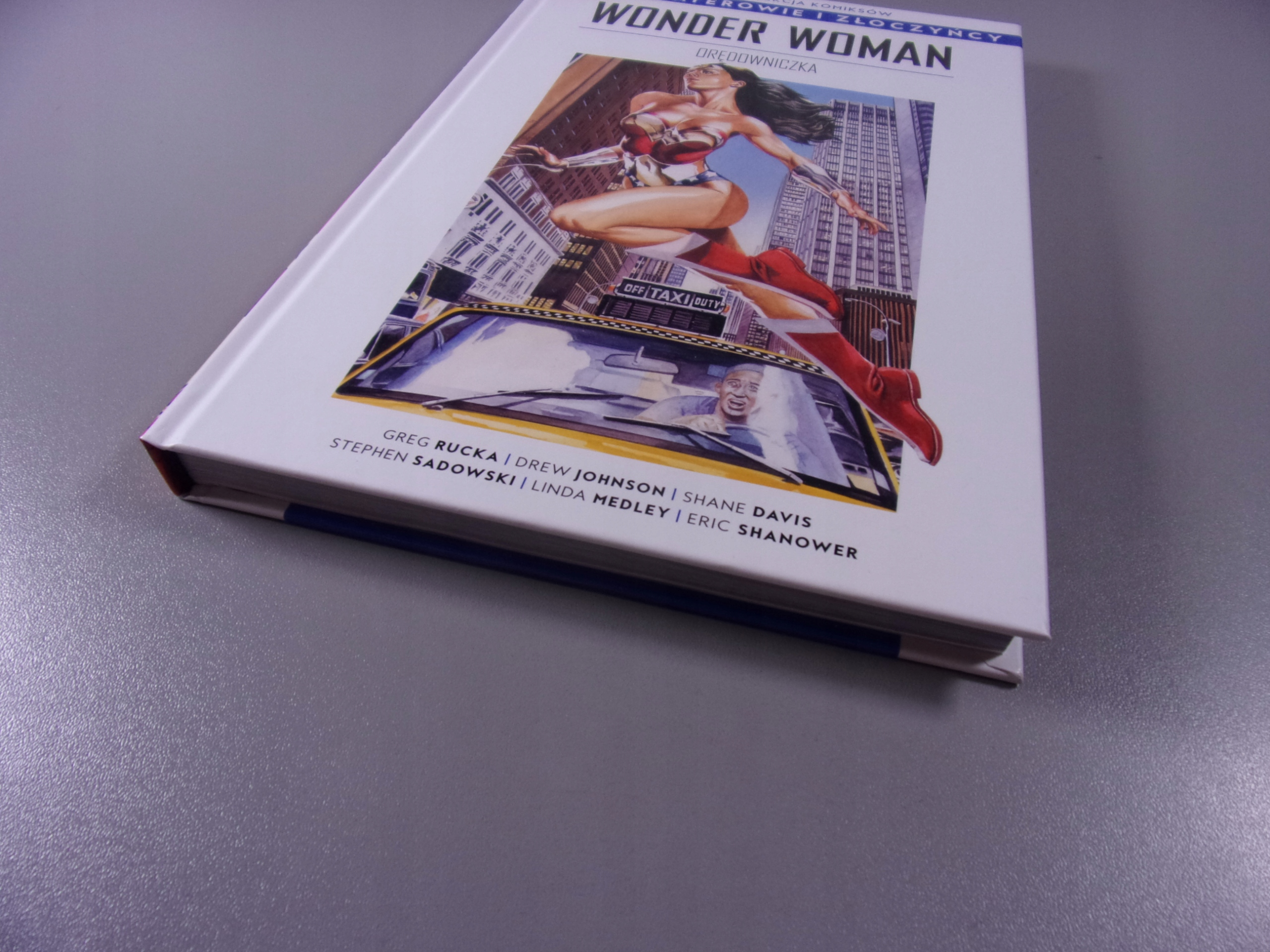 BOHATEROWIE i ZŁOCZYŃCY 4. WONDER WOMAN ORĘDOWNICZKA