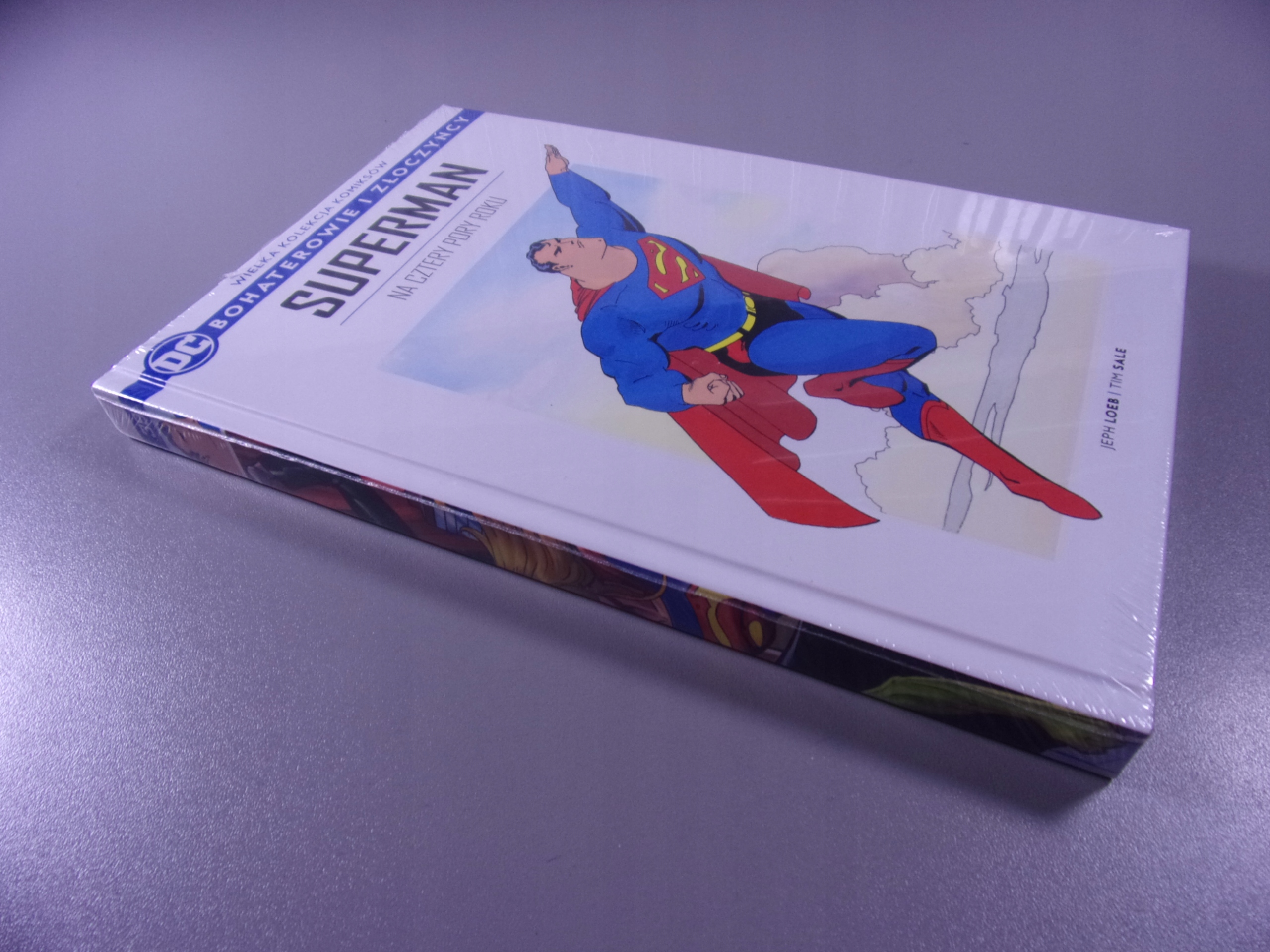 BOHATEROWIE i ZŁOCZYŃCY 39. SUPERMAN NA CZTERY PORY ROKU