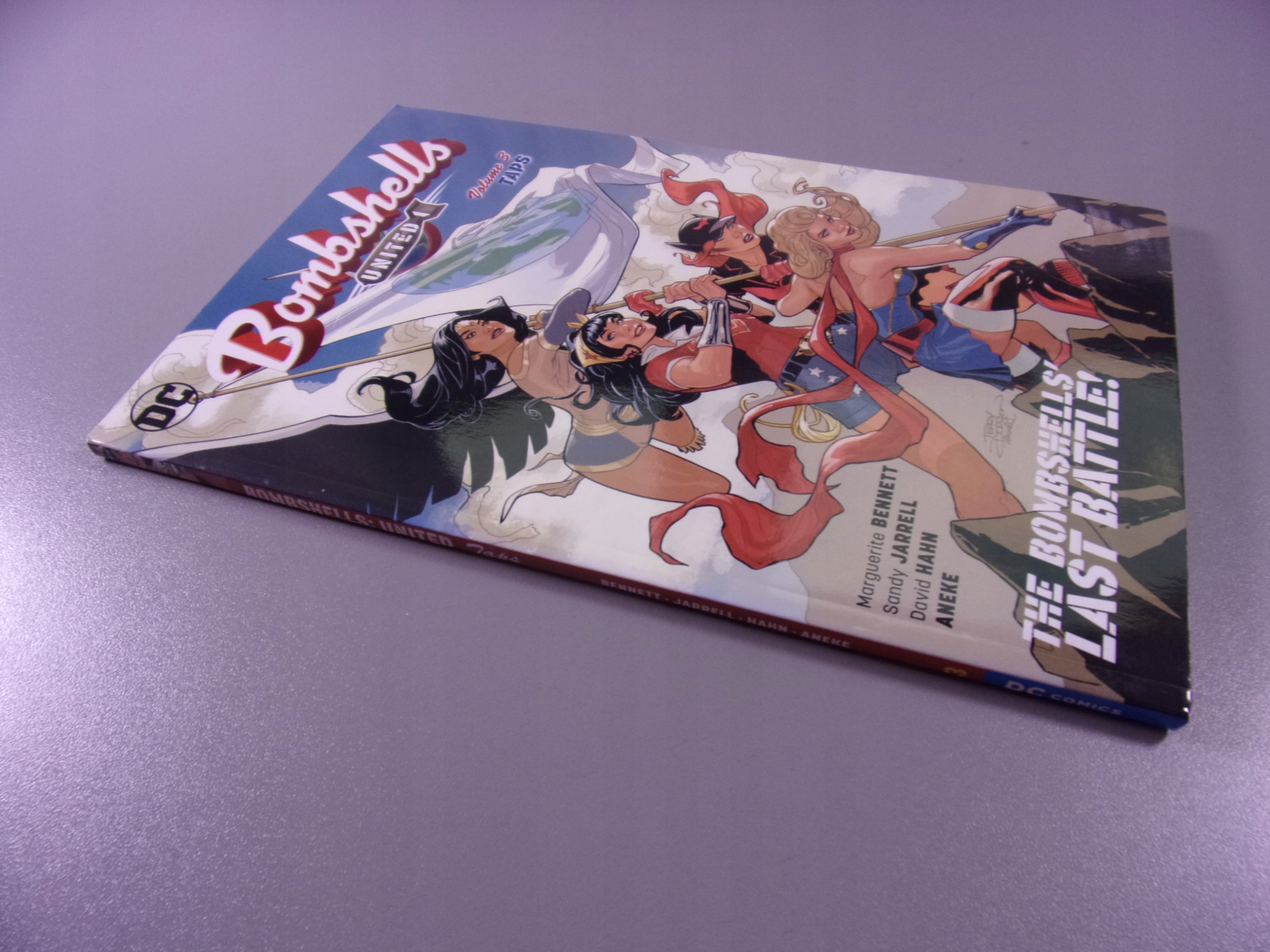 BOMBSHELLS 3. TAPS 2019 r. wyd. anglojęzyczne