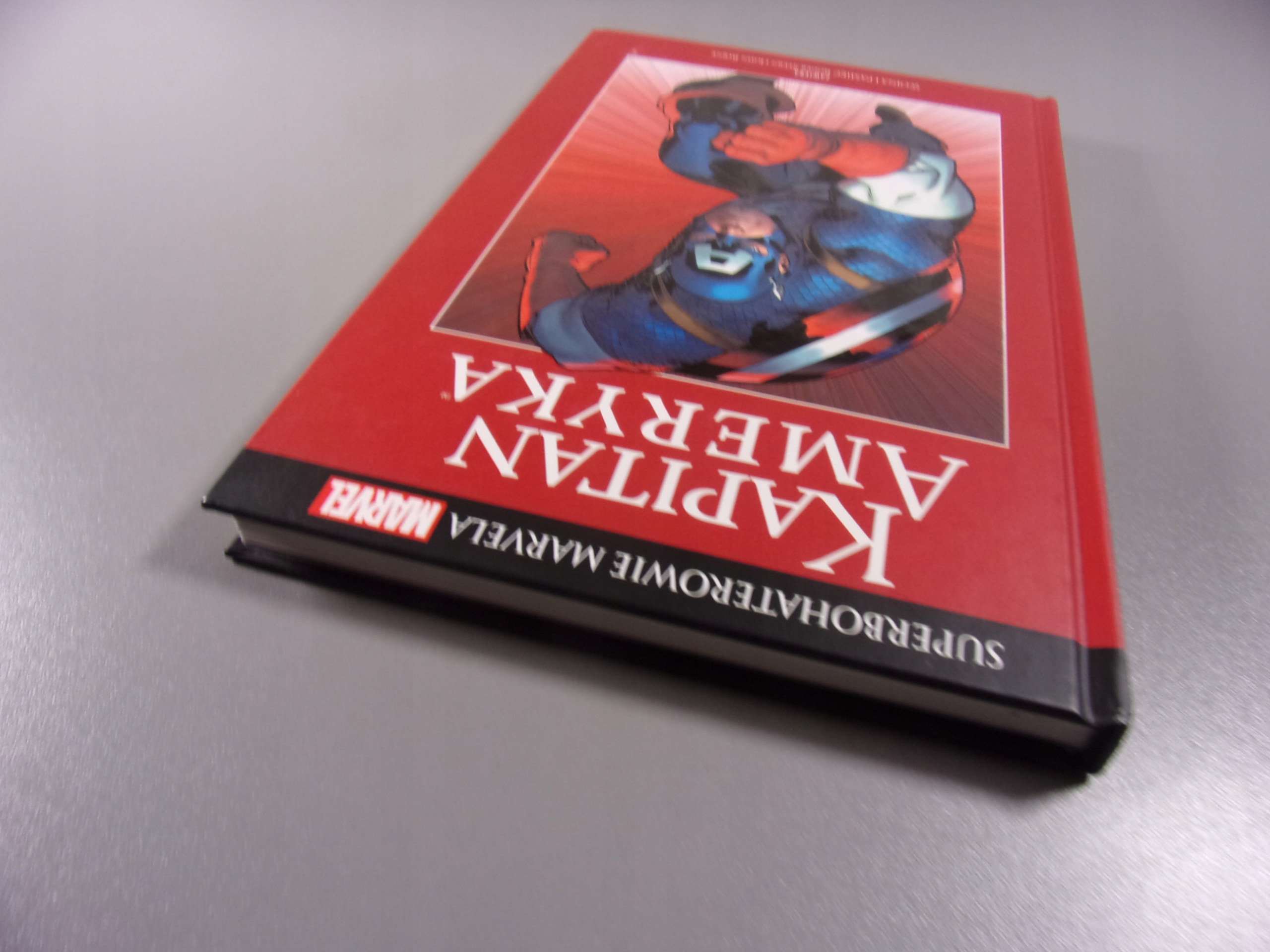 SUPERBOHATEROWIE MARVELA 4. KAPITAN AMERYKA