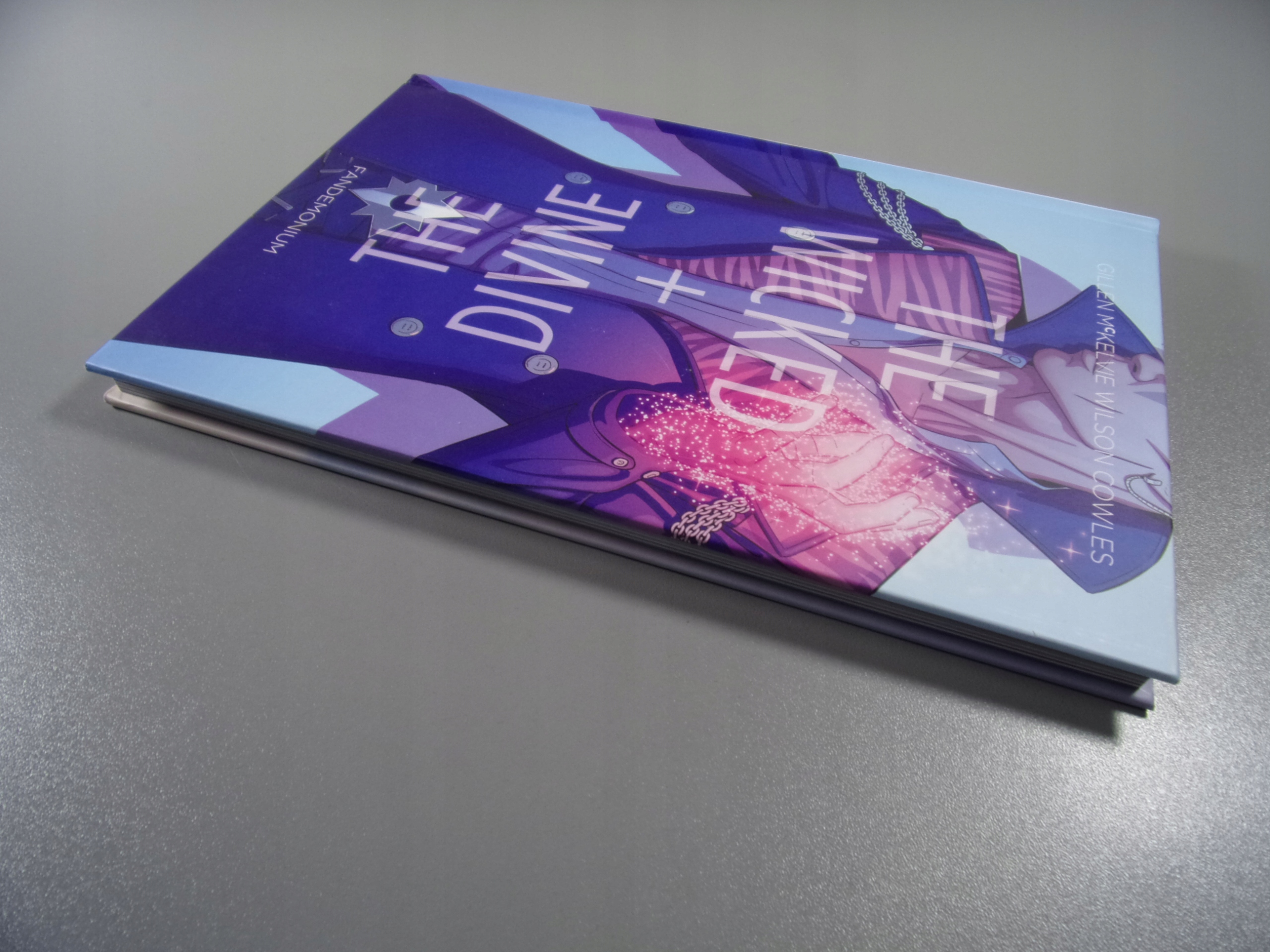 THE WICKED + THE DIVINE 2. FANDEMONIUM wyd. I 2018 r.