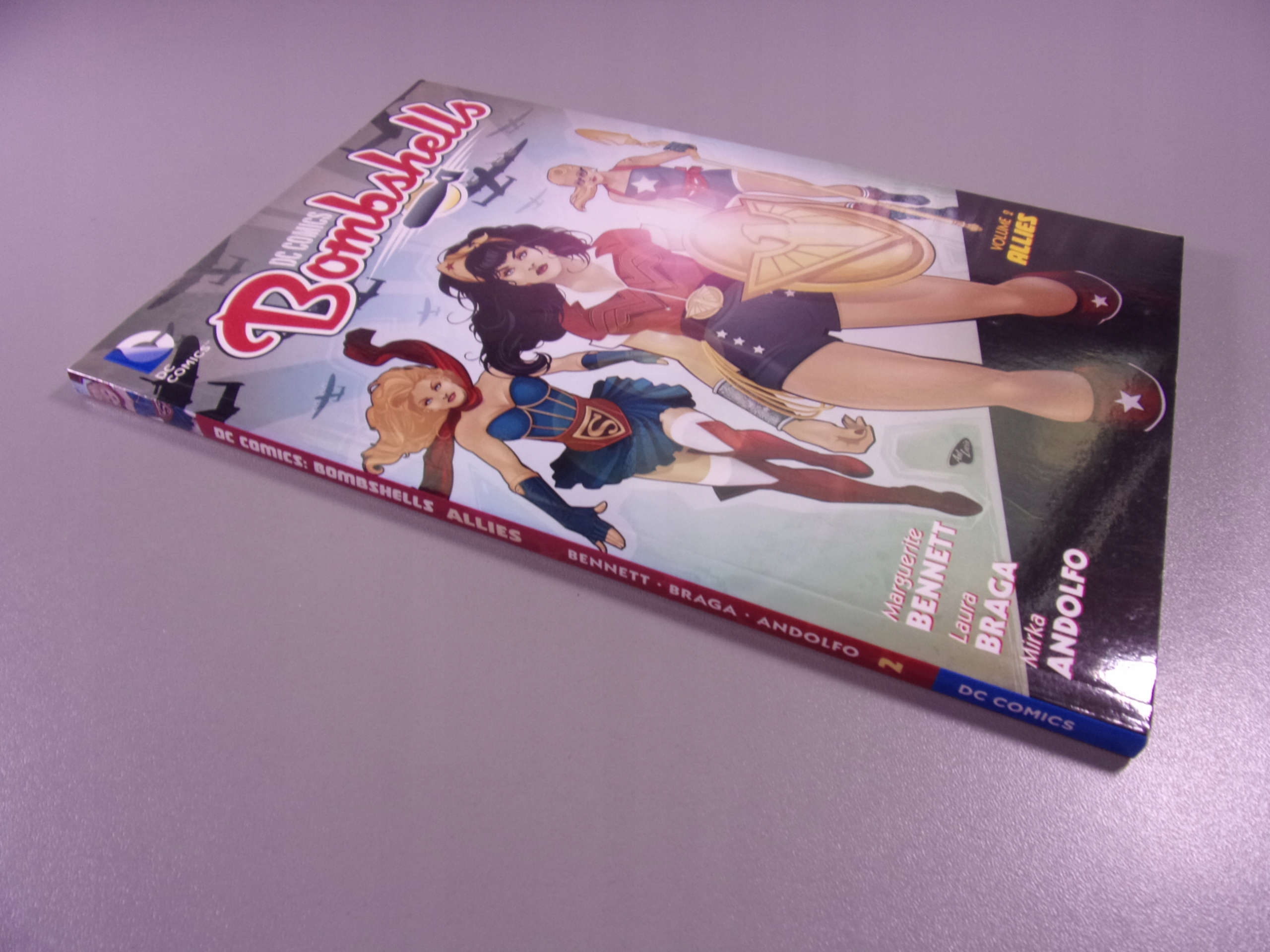 BOMBSHELLS 2. ALLIES 2016 r. wyd. anglojęzyczne