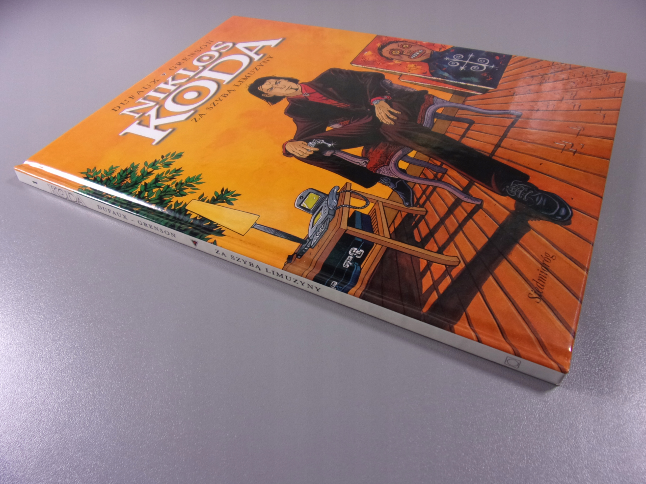 NIKOLAS KODA ZA SZYBA LIMUZYNY wyd. I 2002 r.