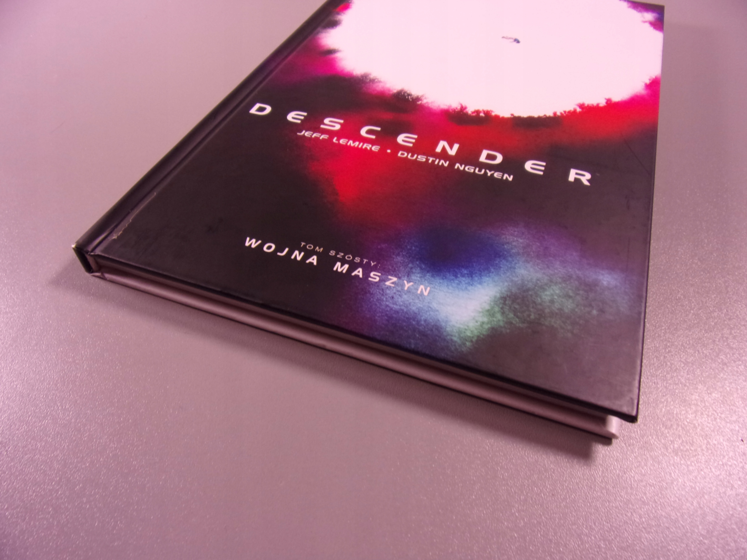 DESCENDER 6. WOJNA MASZYN wyd. I 2020 r.