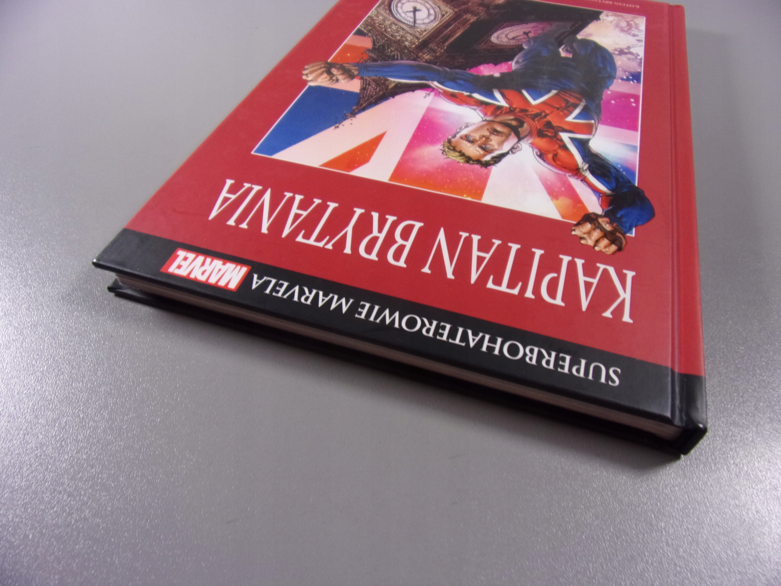 SUPERBOHATEROWIE MARVELA 45. KAPITAN BRYTANIA