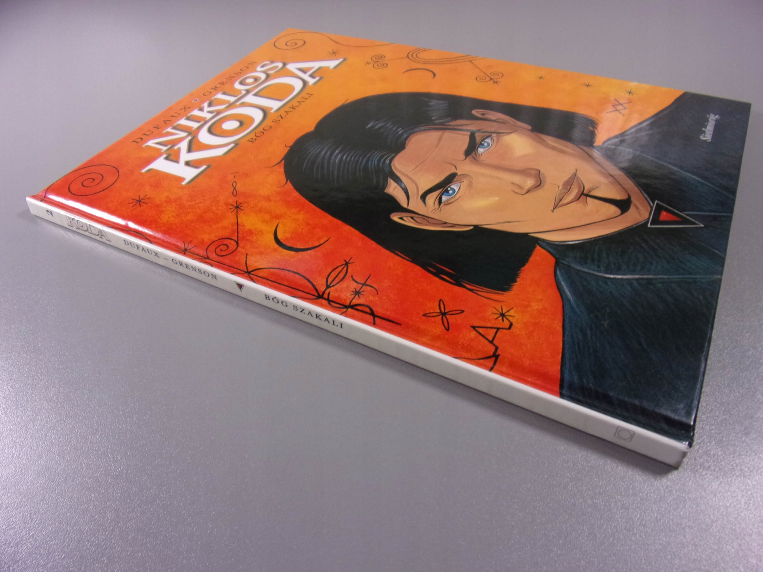 NIKOLAS KODA BÓG SZAKALI wyd. I 2002 r.