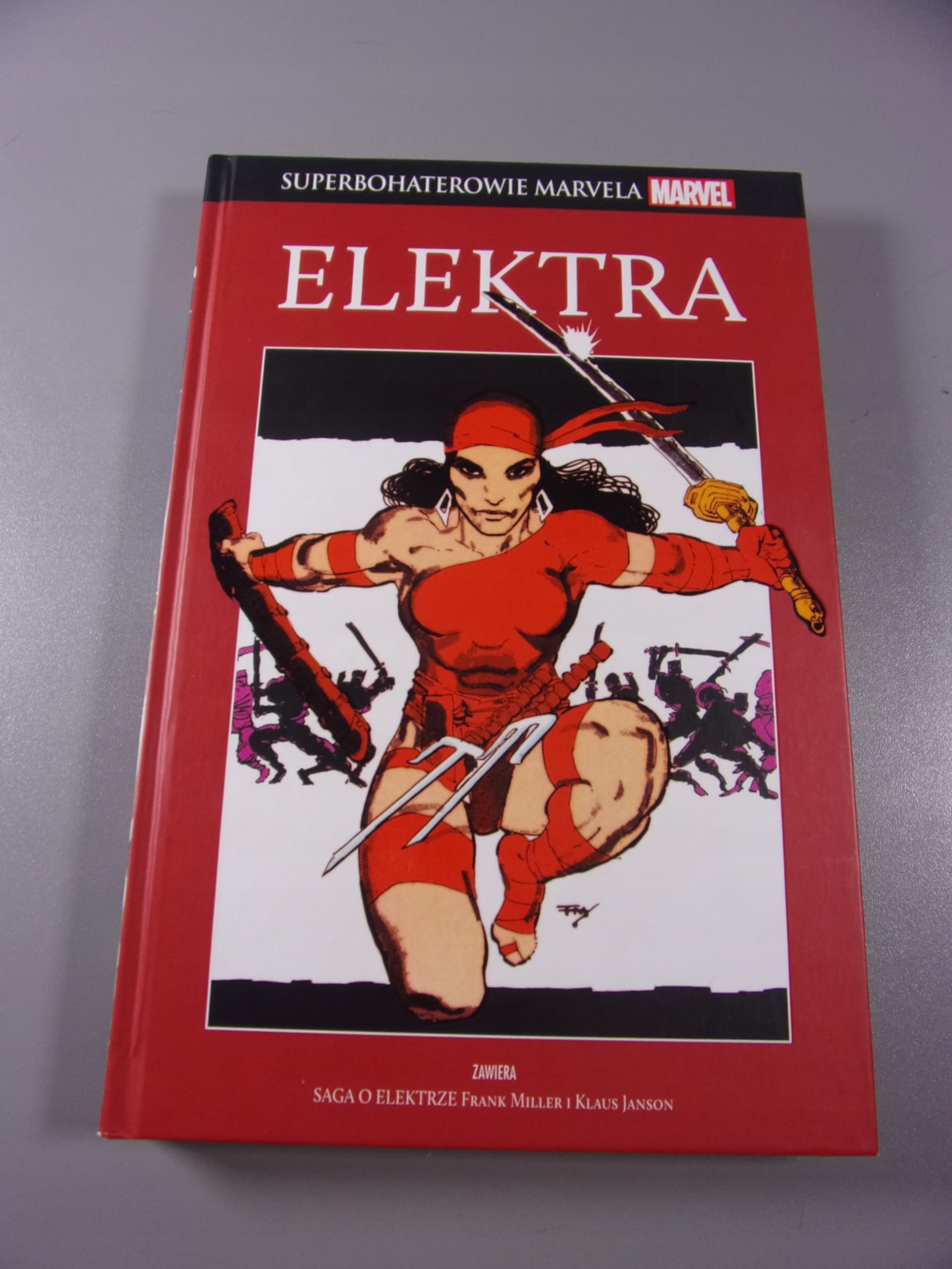 SUPERBOHATEROWIE MARVELA 40. ELEKTRA