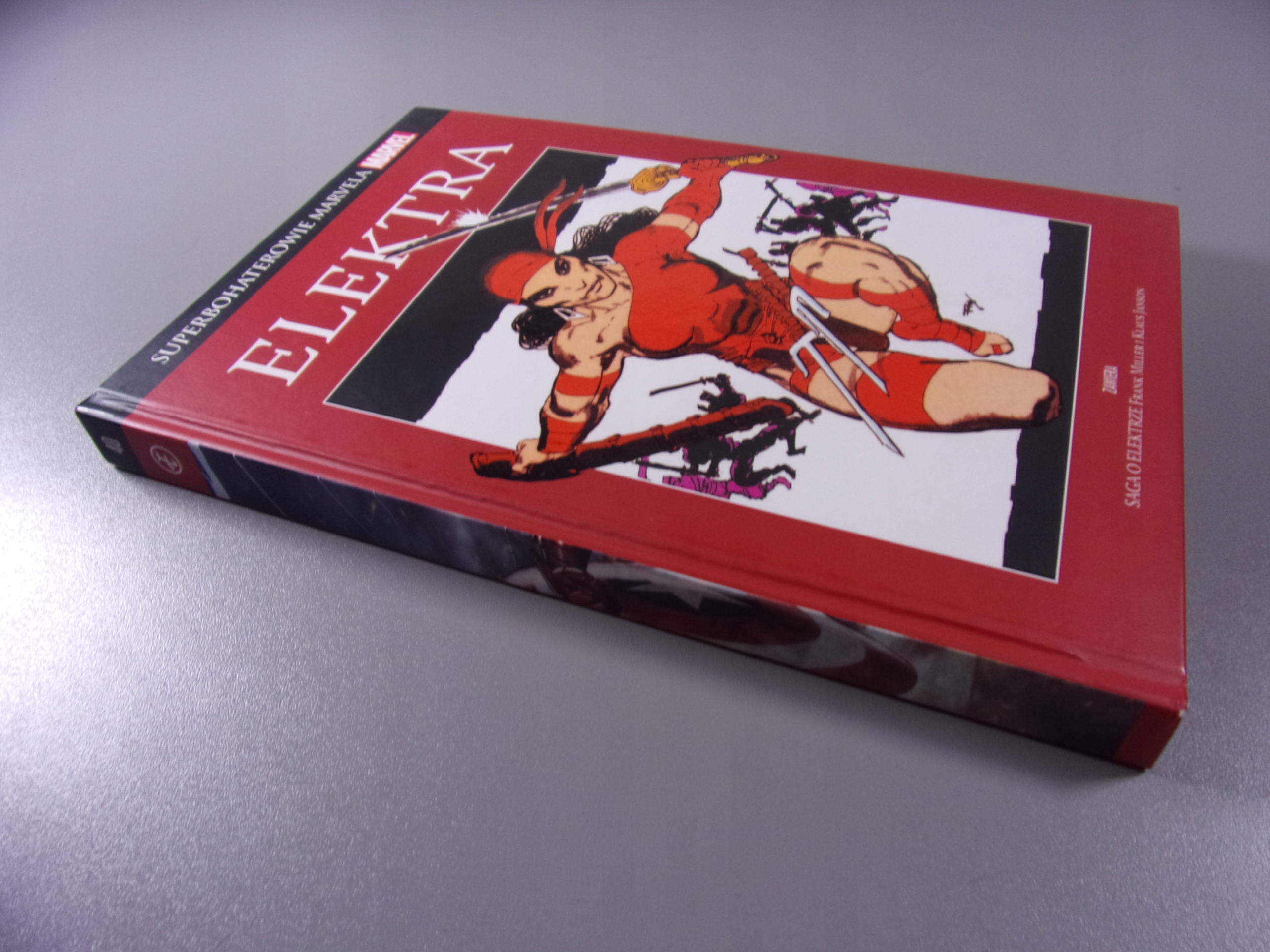 SUPERBOHATEROWIE MARVELA 40. ELEKTRA