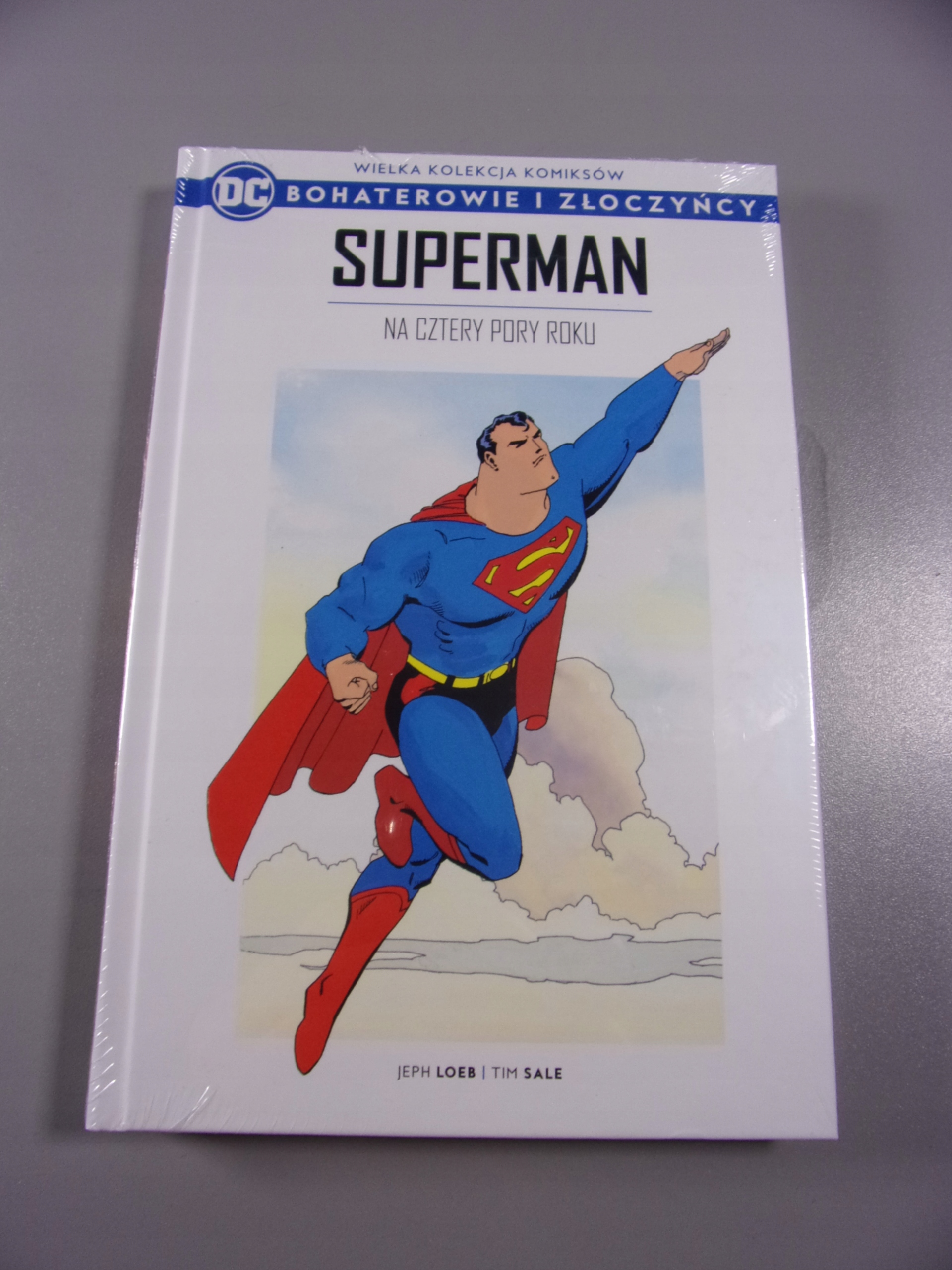 BOHATEROWIE i ZŁOCZYŃCY 39. SUPERMAN NA CZTERY PORY ROKU