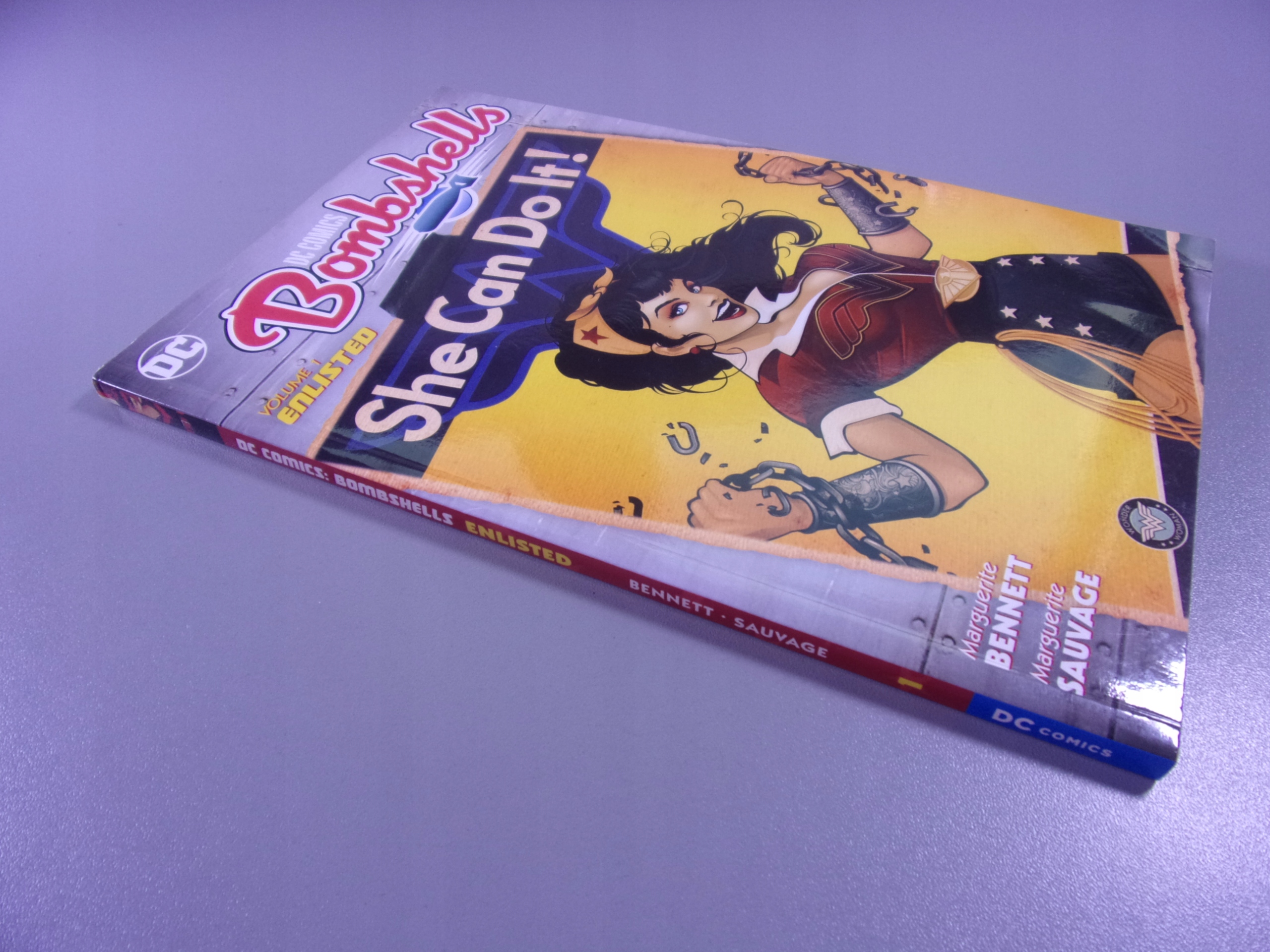 BOMBSHELLS 1. SHE CAN DO IT 2016 r. wyd. anglojęzyczne