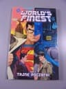 BATMAN / SUPERMAN: WORLD'S FINEST 5. TAJNE POCZĄTKI