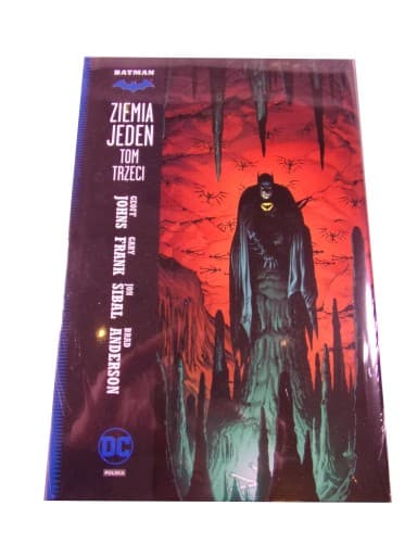 Batman Ziemia Jeden tom trzeci